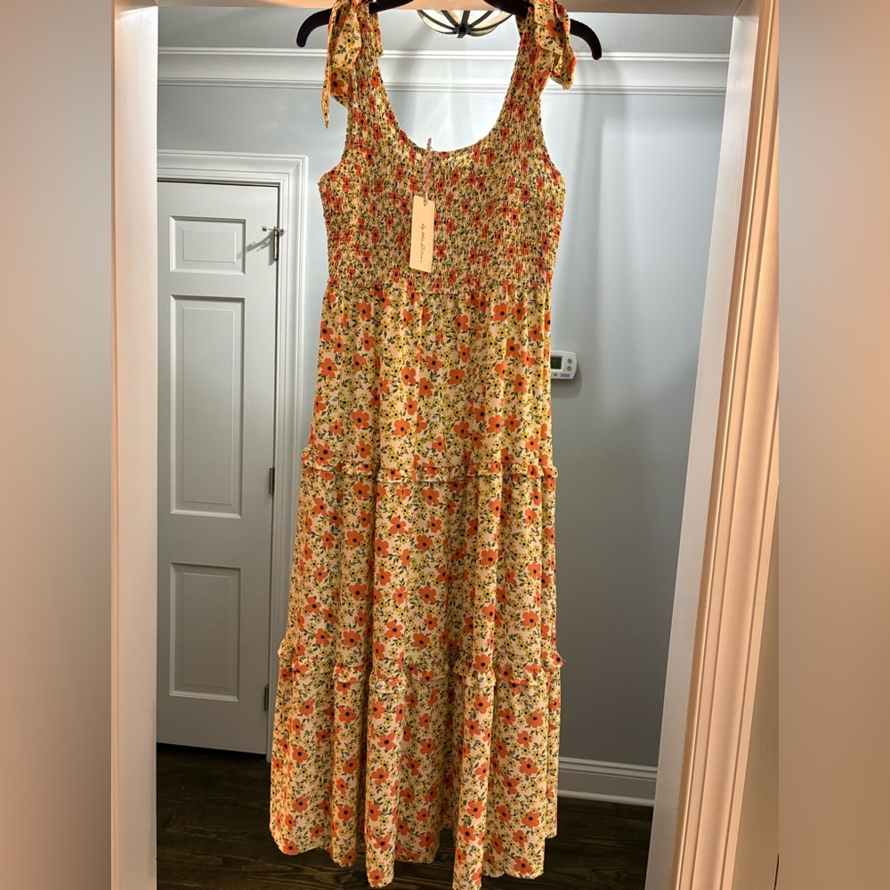 NWT Floral Sleeveless Maxi Dress